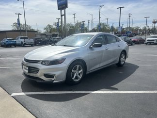Used 2017 Chevrolet Malibu LS image 1