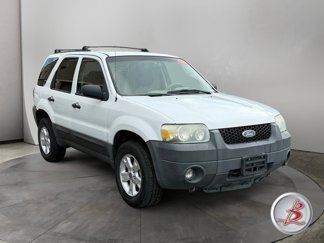 Used 2005 Ford Escape XLT image 1