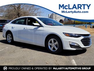 Used 2024 Chevrolet Malibu LT image 1