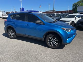 Used 2016 Toyota RAV4 LE image 1