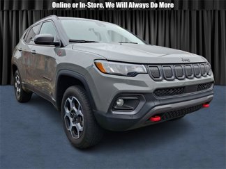 Used 2022 Jeep Compass Trailhawk w/ Trailhawk Convenience Group image 1