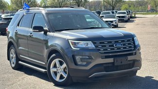 Certified 2017 Ford Explorer XLT image 1