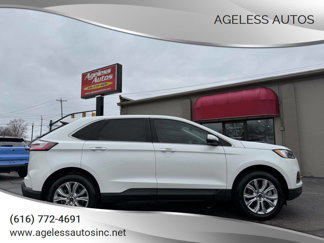 Used 2024 Ford Edge Titanium image 1