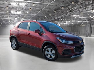 Used 2021 Chevrolet Trax LT image 1