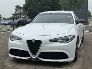 Used 2018 Alfa Romeo Giulia Ti Sport w/ Quick Order Package 22S Sport image 1