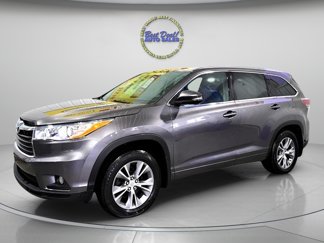 Used 2014 Toyota Highlander XLE image 1