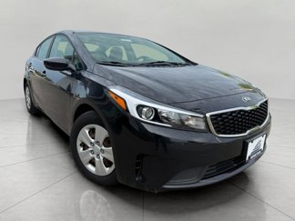 Used 2017 Kia Forte LX w/ LX Popular Package image 1
