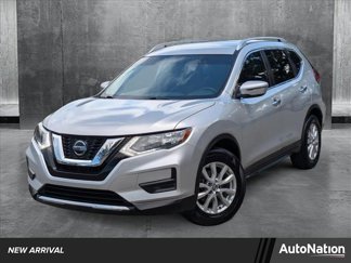 Used 2018 Nissan Rogue SV image 1