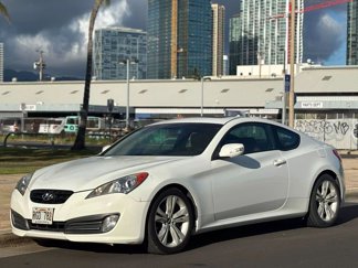 Used 2010 Hyundai Genesis 3.8 image 1