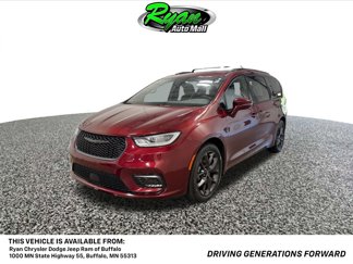 Used 2021 Chrysler Pacifica Touring-L w/ S Appearance Package image 1