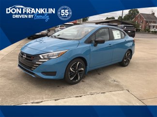New 2025 Nissan Versa SR w/ Trunk Package image 1