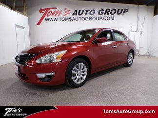 Used 2014 Nissan Altima 2.5 S image 1