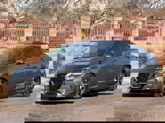 Used 2020 Nissan Sentra SV image 1