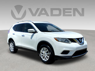 Used 2016 Nissan Rogue S w/ Appearance Package image 1