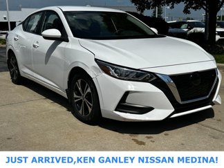 Used 2022 Nissan Sentra SV image 1