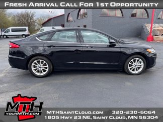 Used 2020 Ford Fusion SE image 1