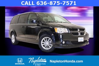 Used 2019 Dodge Grand Caravan SXT image 1