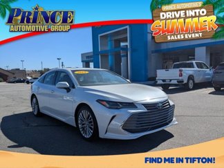 Used 2019 Toyota Avalon Limited image 1