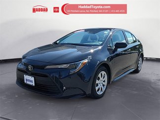 Used 2024 Toyota Corolla LE image 1