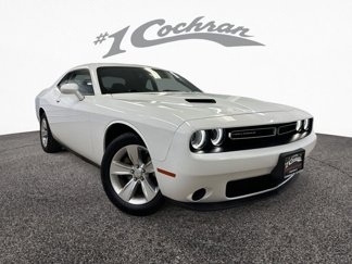 Used 2023 Dodge Challenger SXT image 1