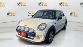 Used 2015 MINI Cooper 4-Door Hardtop image 1