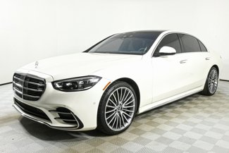 Used 2022 Mercedes-Benz S 580 4MATIC Sedan image 1