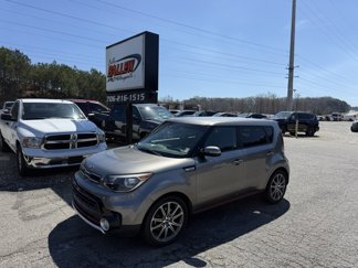 Used 2018 Kia Soul ! image 1