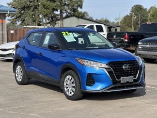 Used 2021 Nissan Kicks S image 1