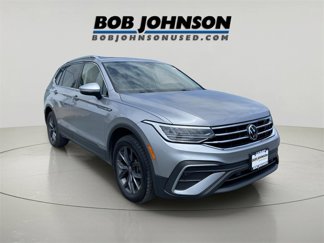 Used 2022 Volkswagen Tiguan SE image 1
