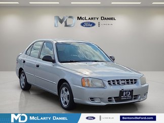 Used 2002 Hyundai Accent GL image 1