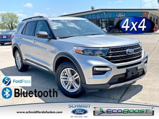 Used 2024 Ford Explorer XLT w/ Equipment Group 202A image 1