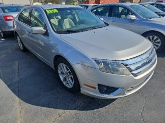 Used 2010 Ford Fusion SEL image 1