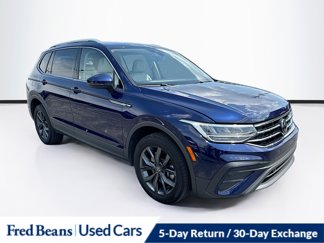 Used 2022 Volkswagen Tiguan SE image 1