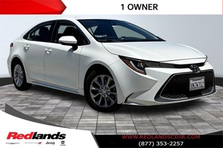 Used 2020 Toyota Corolla XLE image 1