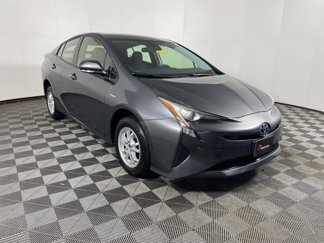 Used 2017 Toyota Prius Two image 1