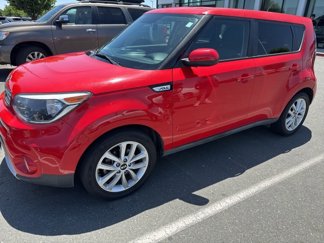 Used 2017 Kia Soul + image 1