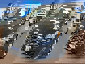 Used 2015 Ford Fusion SE image 1