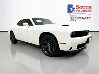 Used 2020 Dodge Challenger SXT w/ Blacktop Package image 1