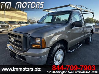 Used 2005 Ford F250 XL image 1