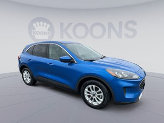 Used 2020 Ford Escape SE image 1