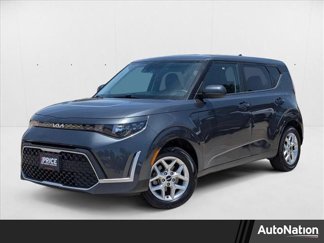 Used 2023 Kia Soul LX w/ LX Technology Package image 1