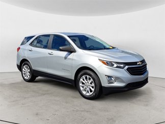 Used 2021 Chevrolet Equinox LS image 1
