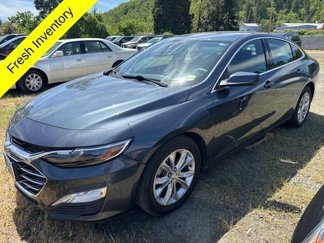 Used 2019 Chevrolet Malibu LT w/ Driver Confidence Package II image 1