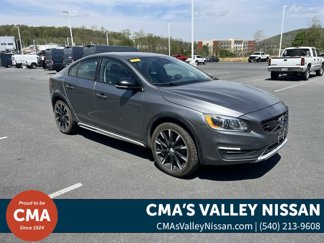 Used 2018 Volvo S60 T5 Cross Country Platinum image 1