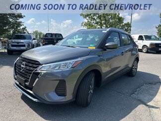Used 2024 Nissan Kicks SV image 1