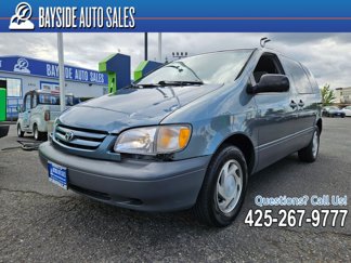 Used 1999 Toyota Sienna LE image 1