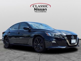 Used 2021 Nissan Altima 2.5 SR image 1