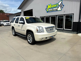 Used 2010 GMC Yukon Denali image 1