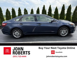 Used 2016 Toyota Avalon Limited image 1