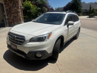 Used 2017 Subaru Outback 2.5i Limited image 1